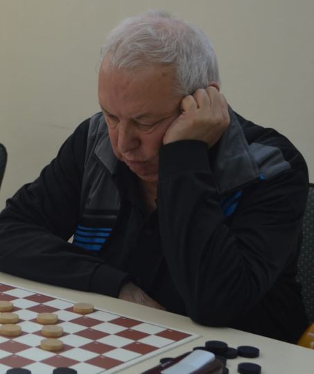 Яков Шаус